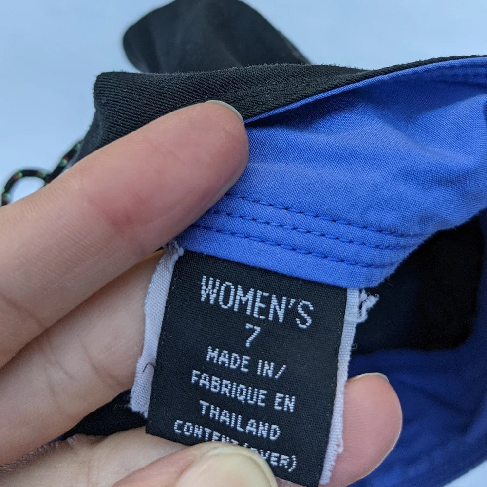 PATAGONIA women's black baggy shorts - Picture 6 of 9